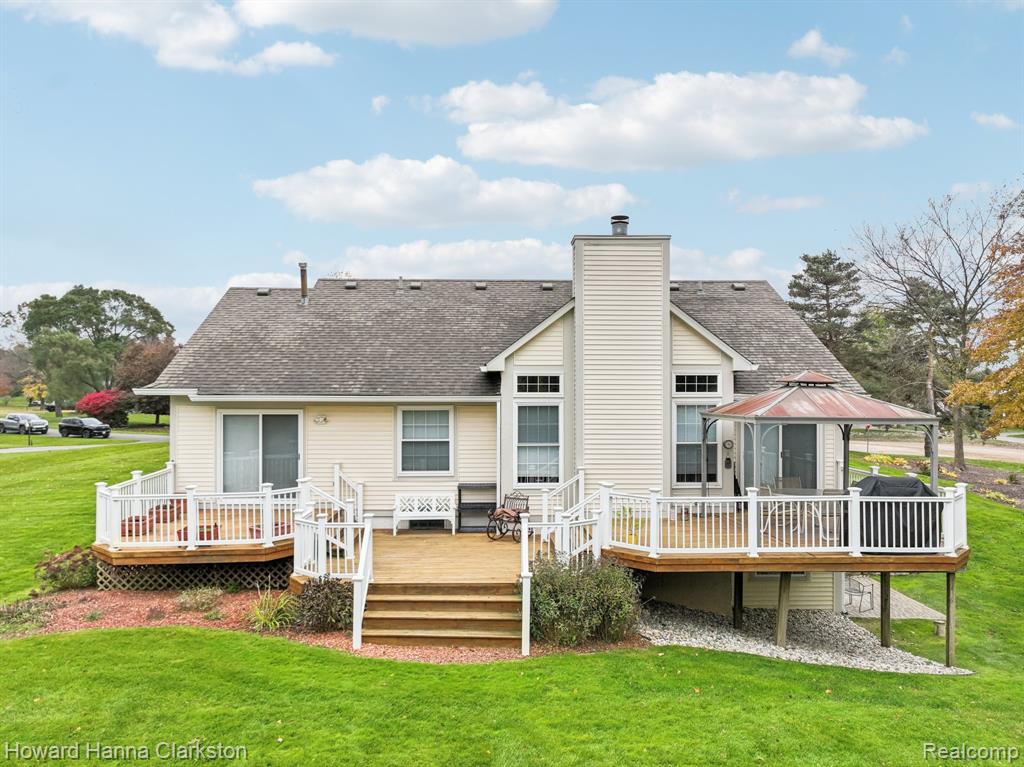 4105 Nancy Lane, White Lake, MI 48383 — Photo 37