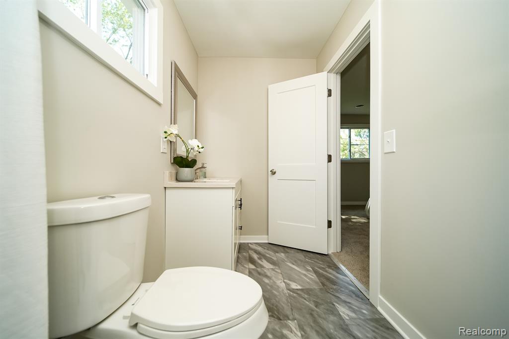 23610 Morton Street, Oak Park, MI 48237 — Photo 56