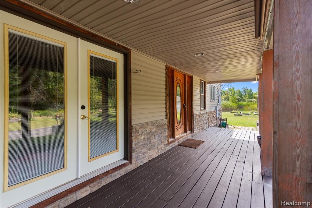 8145 Lindsey Road, Casco, MI 48064 — Photo 5