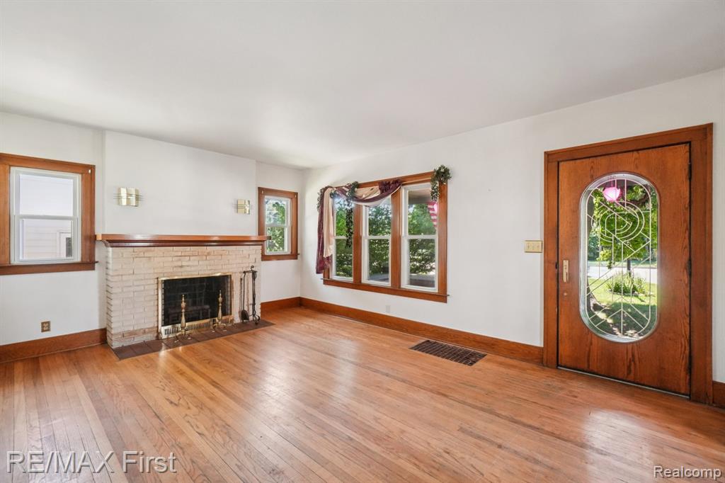 2931 Auburn Road, Auburn Hills, MI 48326 — Photo 4