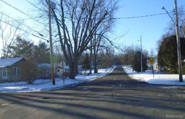 802 Woodlawn Avenue, Owosso, MI 48867 — Photo 3