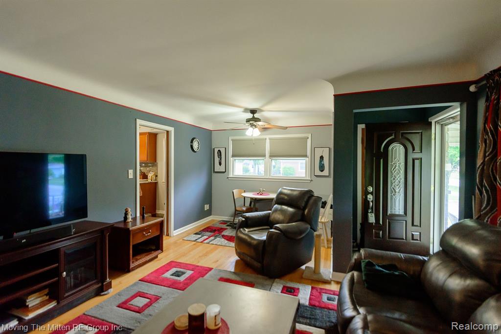 9219 SIOUX, Redford, MI 48239 — Photo 6