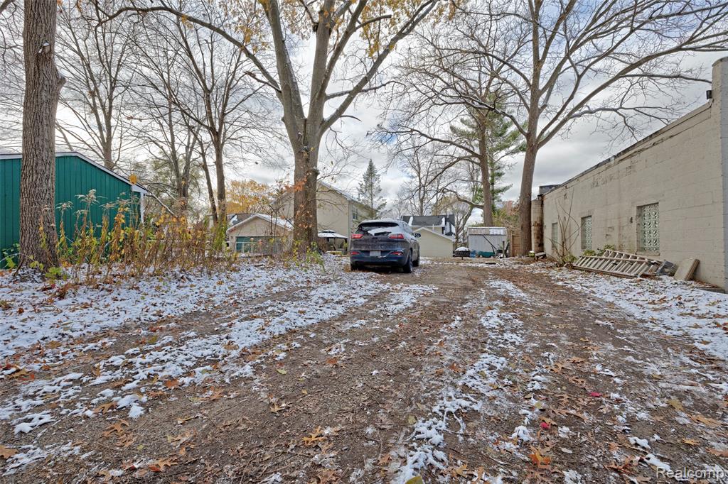 126 N North Shore Drive, Lake Orion, MI 48362 — Photo 52