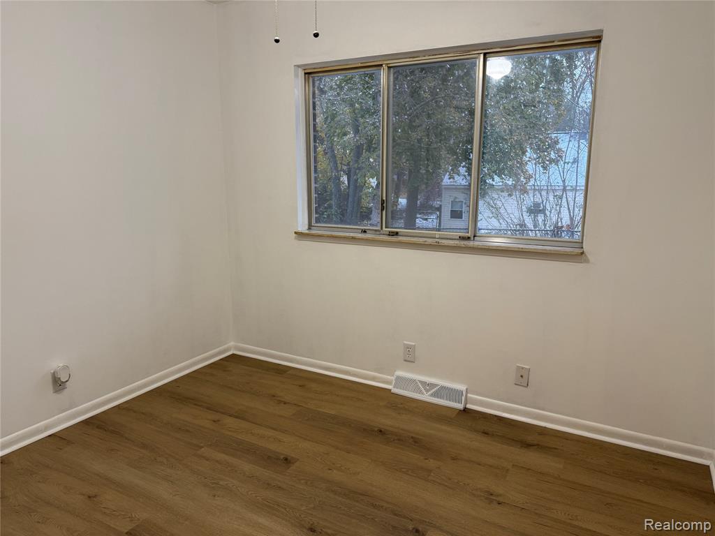 9150 Pennfield Avenue, White Lake, MI — Photo 26