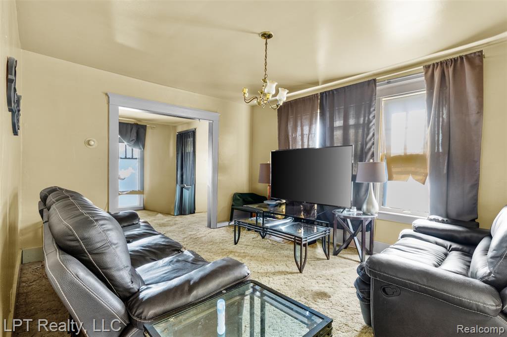 4037 Bewick Street, Detroit, MI 48214 — Photo 16