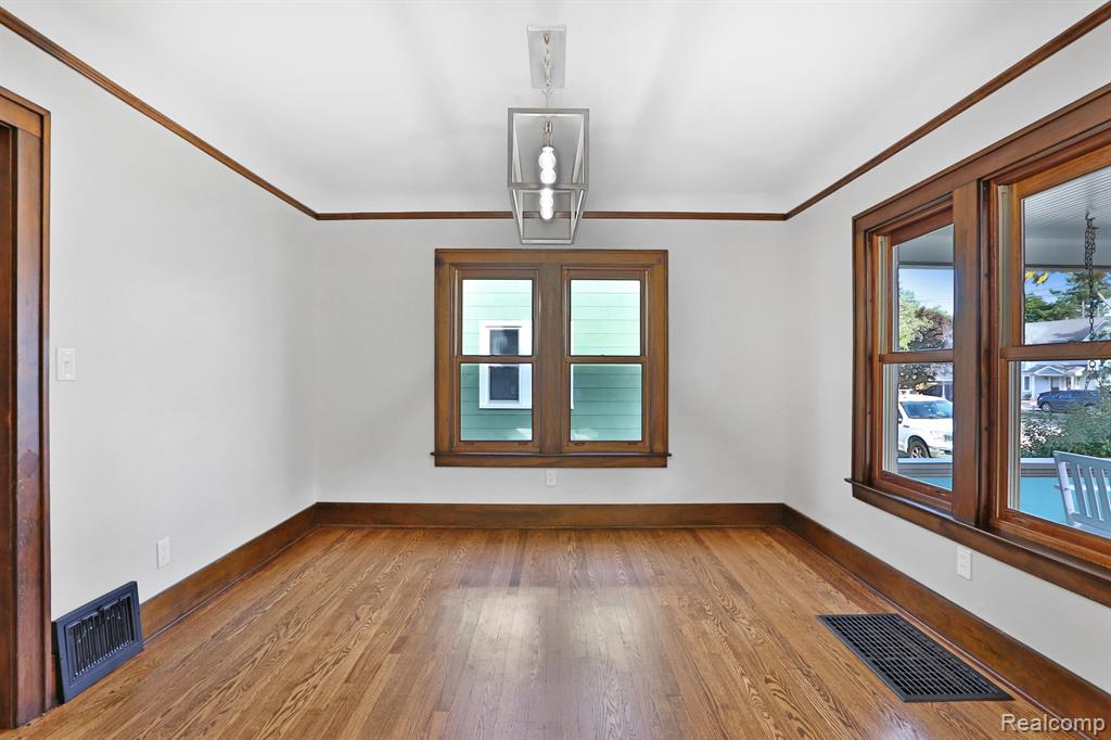 252 E ANN ARBOR Trail, Plymouth, MI 48170 — Photo 13