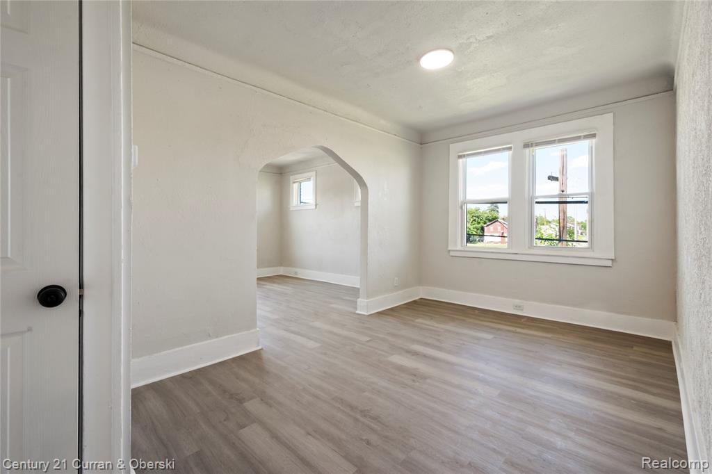 3725 Glynn Court, Detroit, MI 48206 — Photo 25