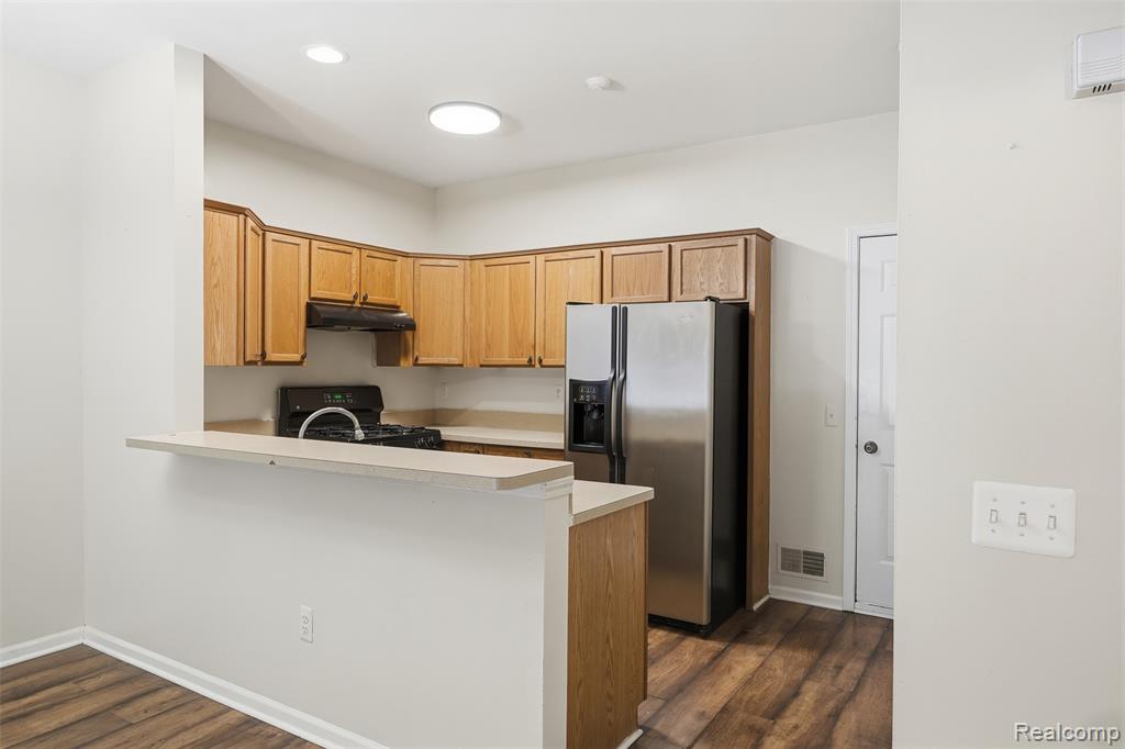 41260 Maplewood Drive, 5, Canton, MI 48187 — Photo 9