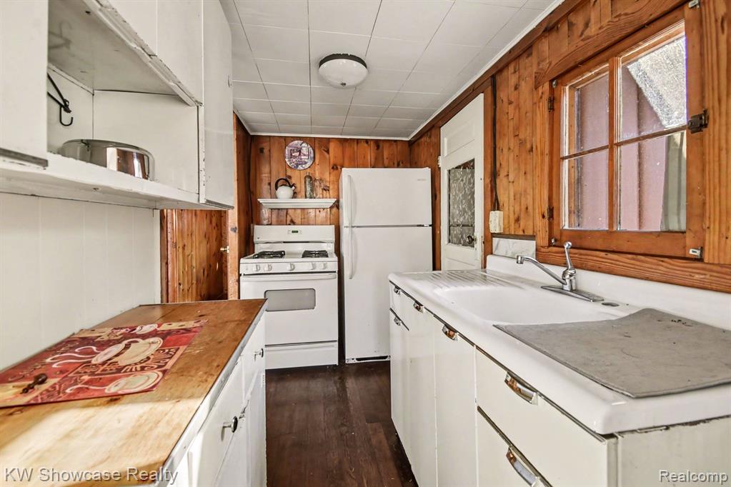 5872 Mount Maria Road, Hubbard Lake, MI 49747 — Photo 36