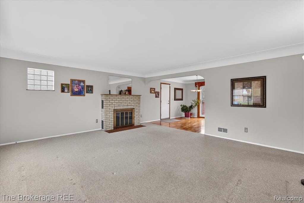 4224 Potter Road, Burton, MI 48509 — Photo 6