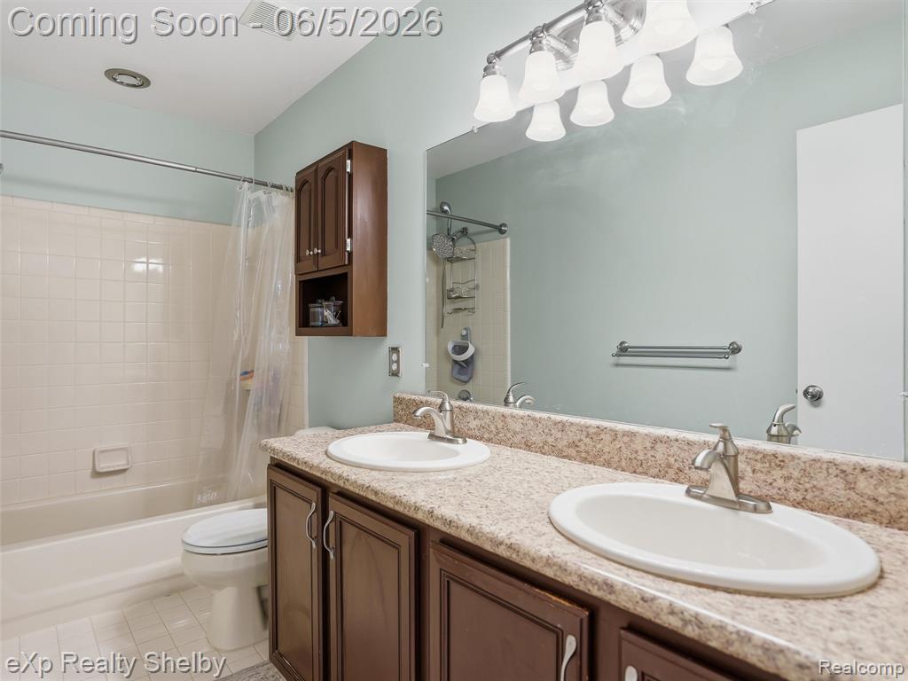 46048 Duke Drive, New Baltimore, MI — Photo 24