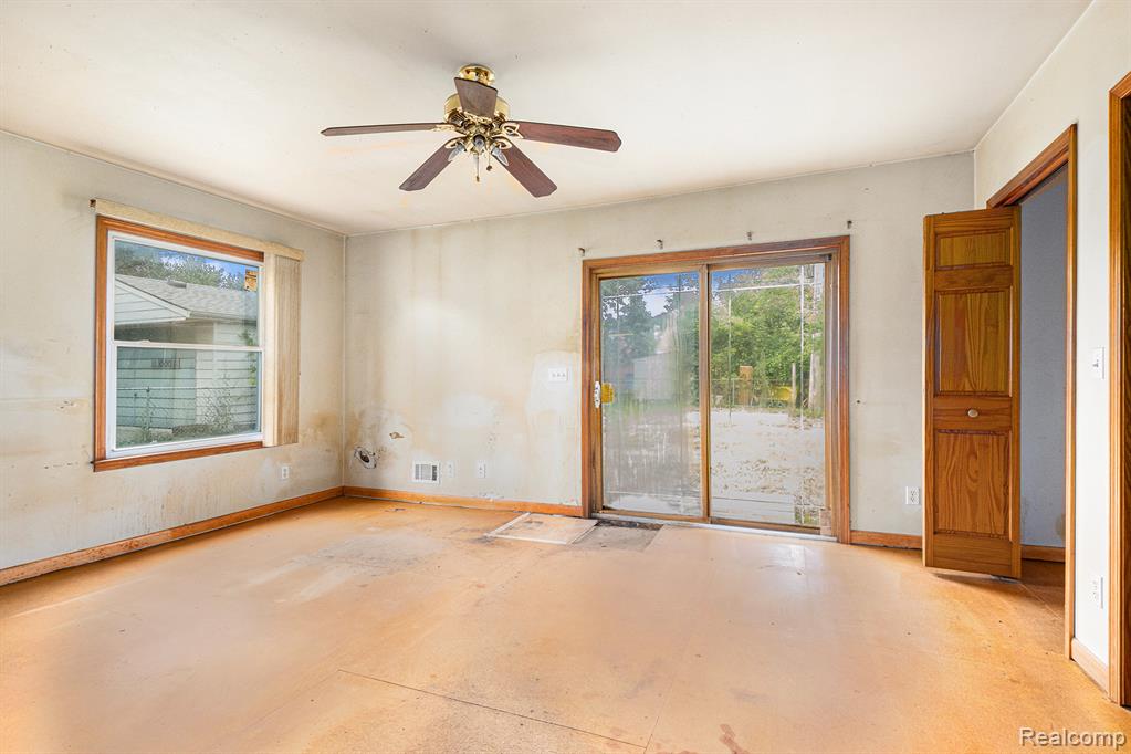 4484 Detroit Street, Dearborn Heights, MI 48125 — Photo 8