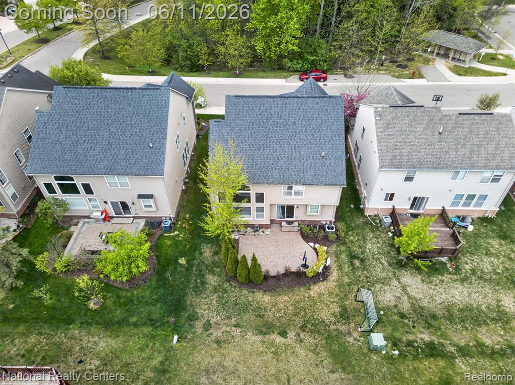 27412 Victoria Road, Novi, MI — Photo 50