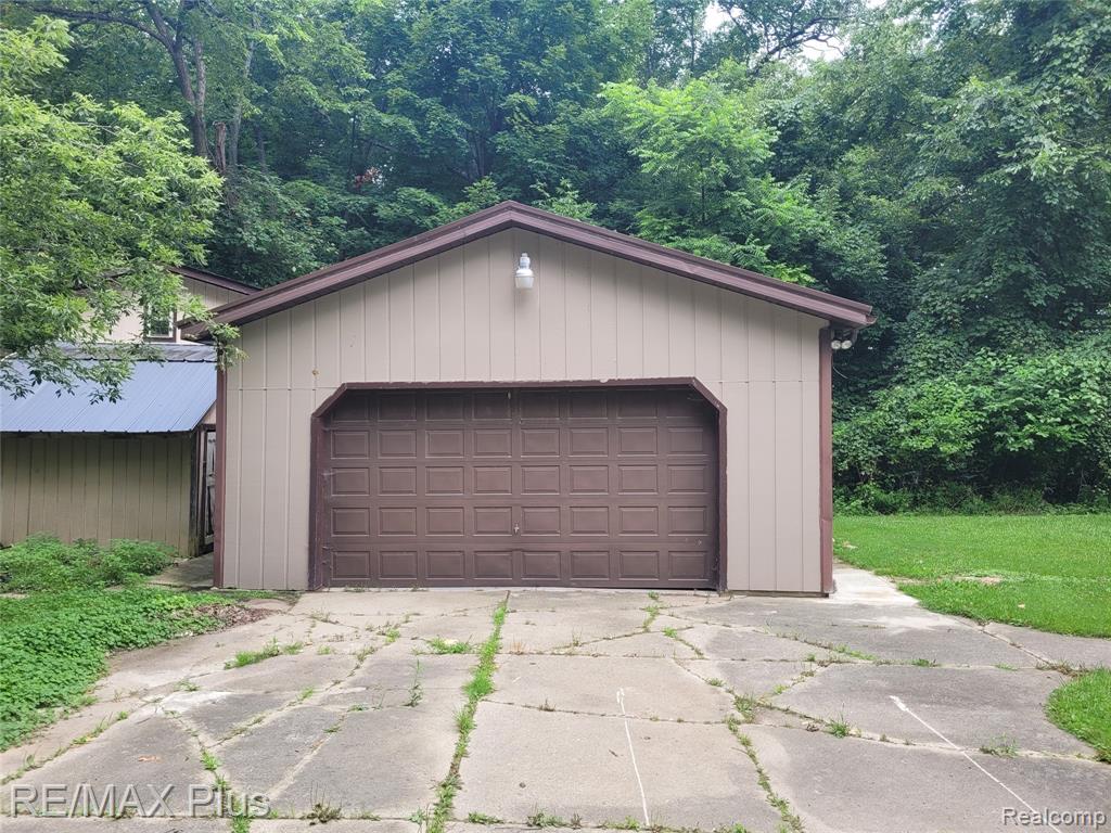 2047 Hickory Drive, Lapeer, MI 48446 — Photo 49