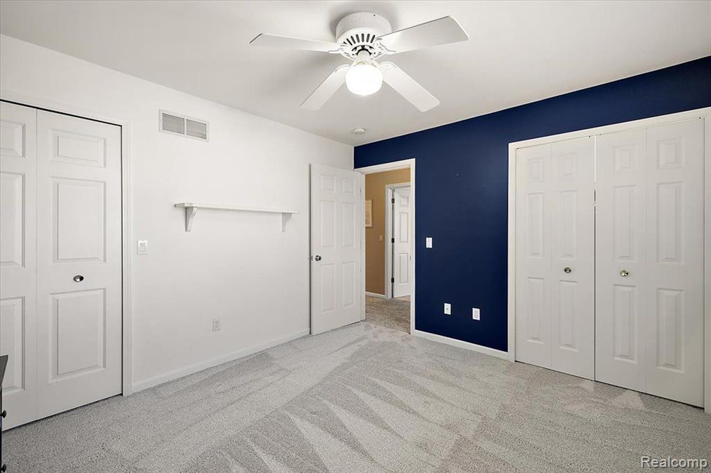 8449 S SHORE Drive, Clarkston, MI 48348 — Photo 40