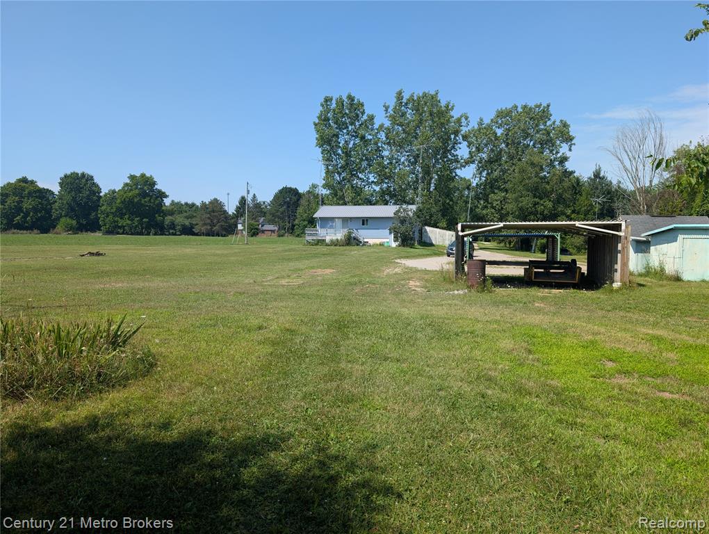 10190 Oak Road, Otisville, MI 48463 — Photo 32