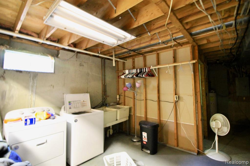 8050 N GENESEE Road, Mount Morris, MI 48458 — Photo 17