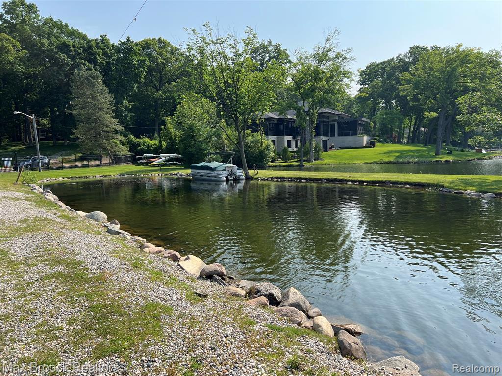5130 Deep Wood Road, Bloomfield Hills, MI 48302 — Photo 80