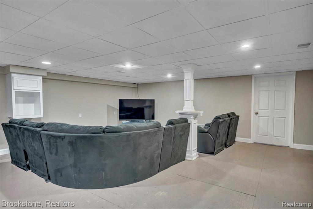 14371 SPEAKER Road, Lynn, MI 48097 — Photo 25