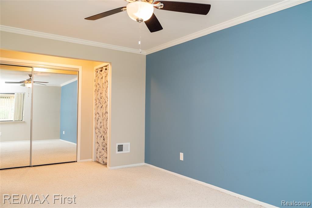 17865 University Park Drive, Livonia, MI 48152 — Photo 64