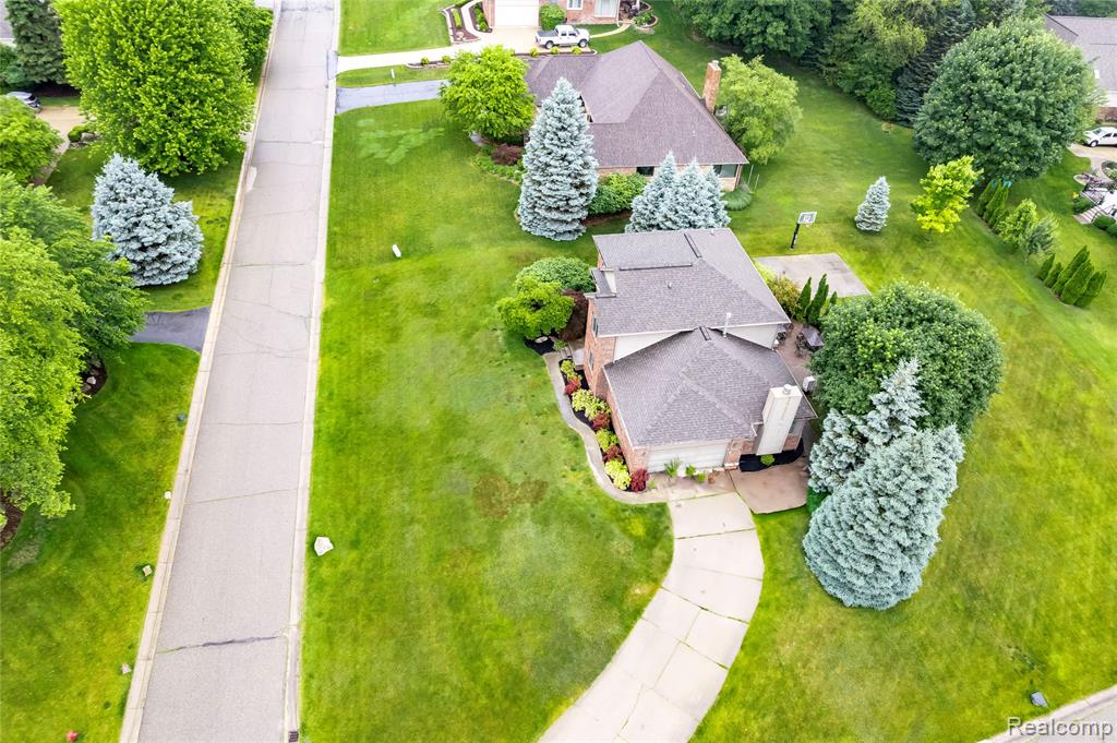 8140 Staghorn Trail, Clarkston, MI 48348 — Photo 26