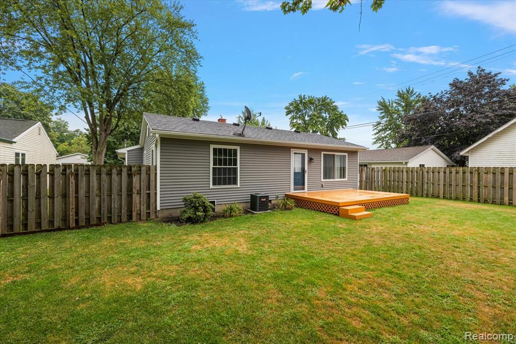 74065 Crull Street, Armada, MI — Photo 24