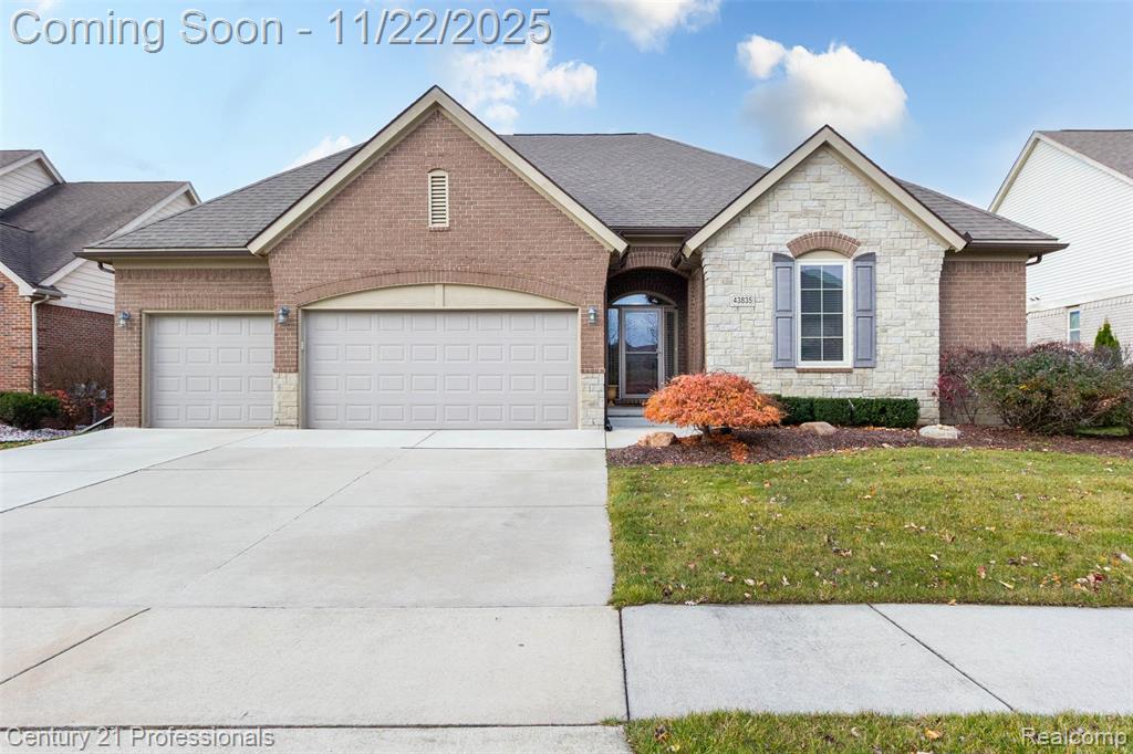 43835 Pheasant Lane, Clinton Twp, MI 48038 — front exterior