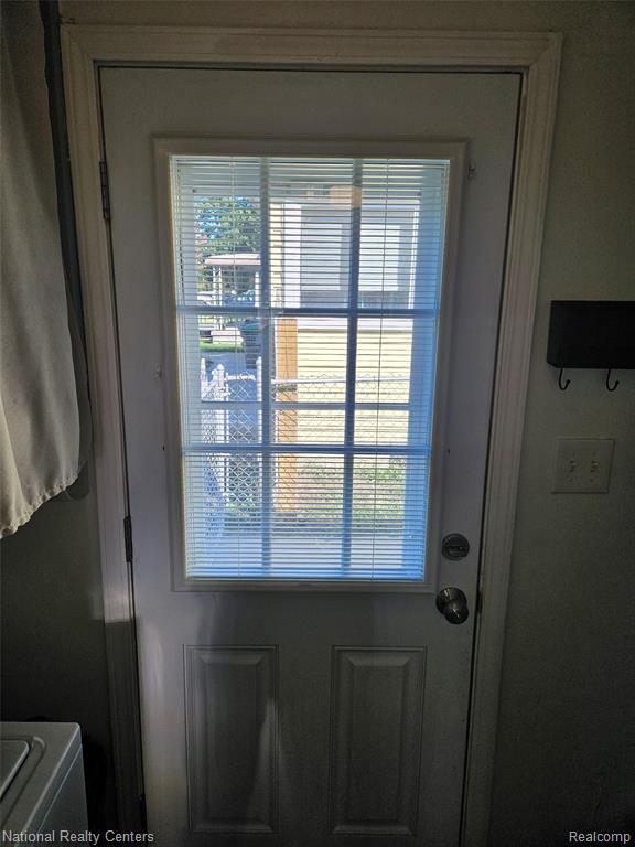 7921 Pine Street, Taylor, MI 48180 — Photo 12
