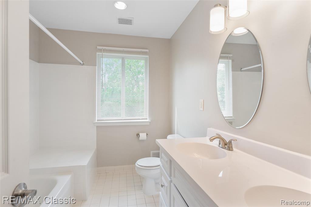 995 Wildwood Lane, Canton, MI 48188 — Photo 17