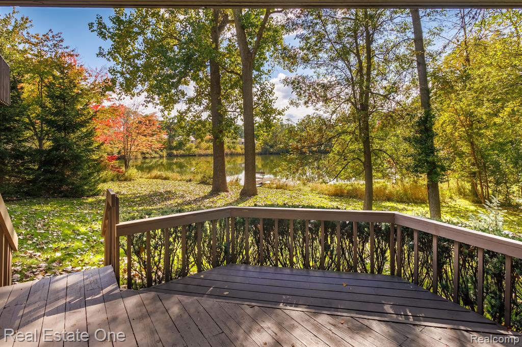 4342 MEADOW Lane, Orchard Lake Village, MI 48323 — Photo 51