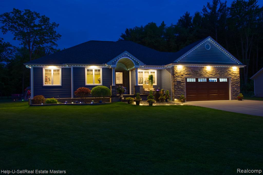 3152 Spruce Drive, Port Huron, MI 48060 — Photo 10