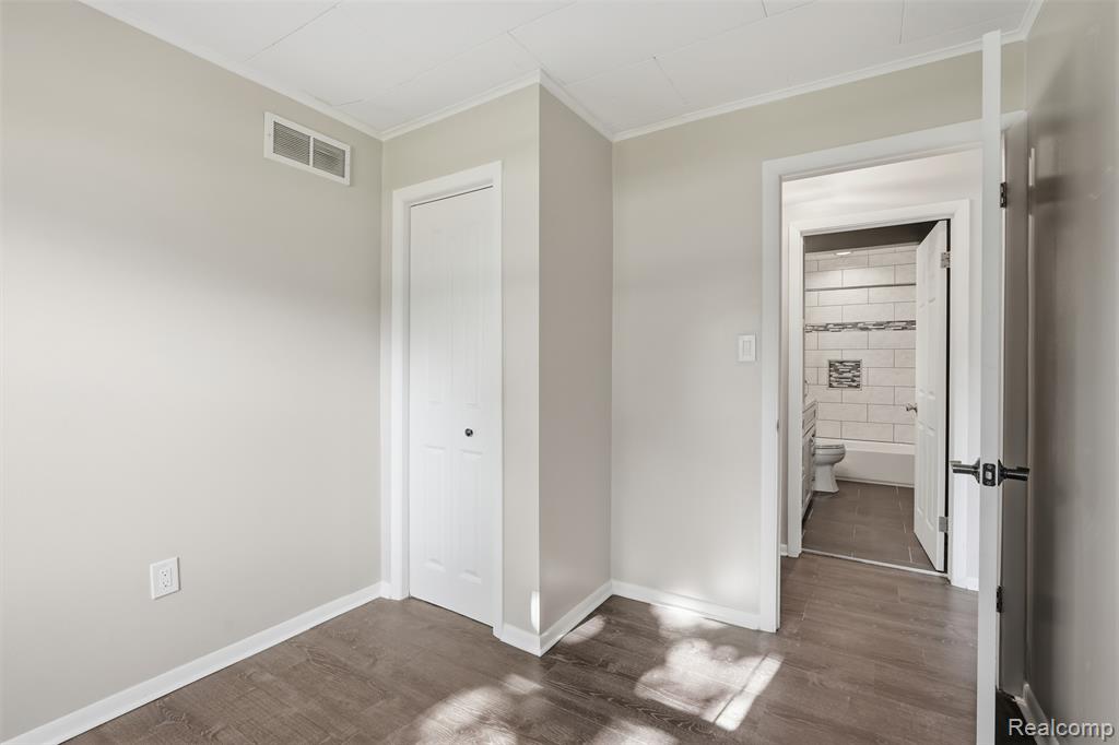 9081 Marlowe Avenue, Plymouth, MI 48170 — Photo 18