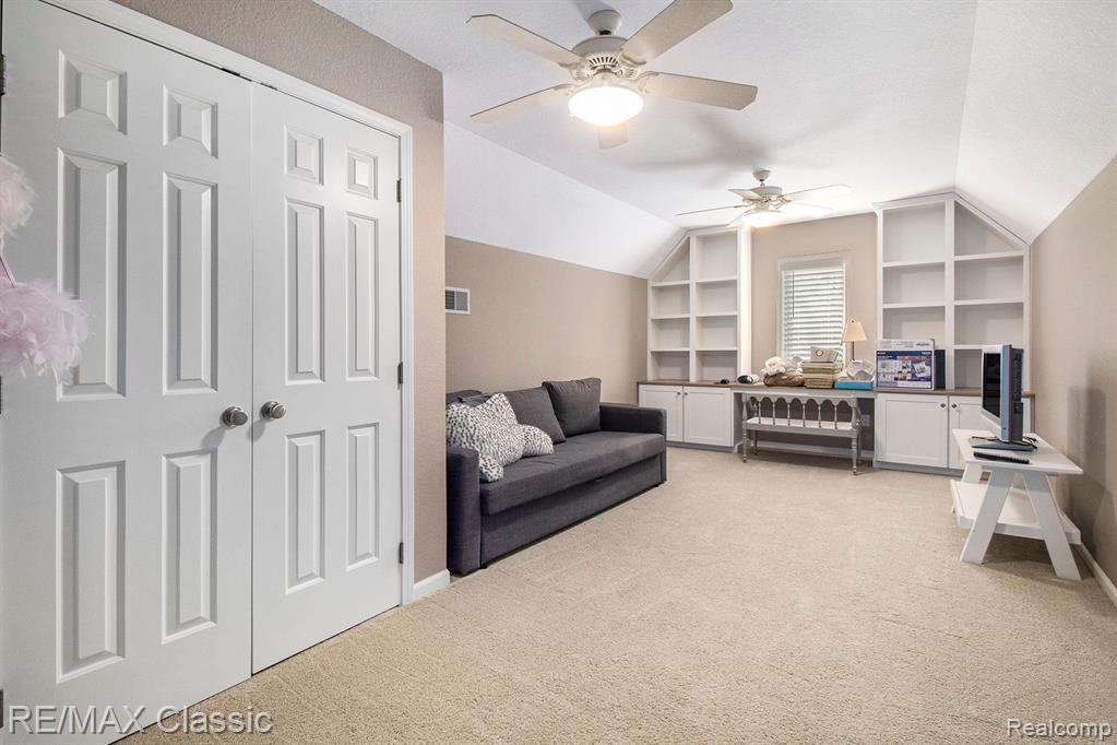 1073 WINDING WAY Court, Milford, MI 48381 — Photo 28
