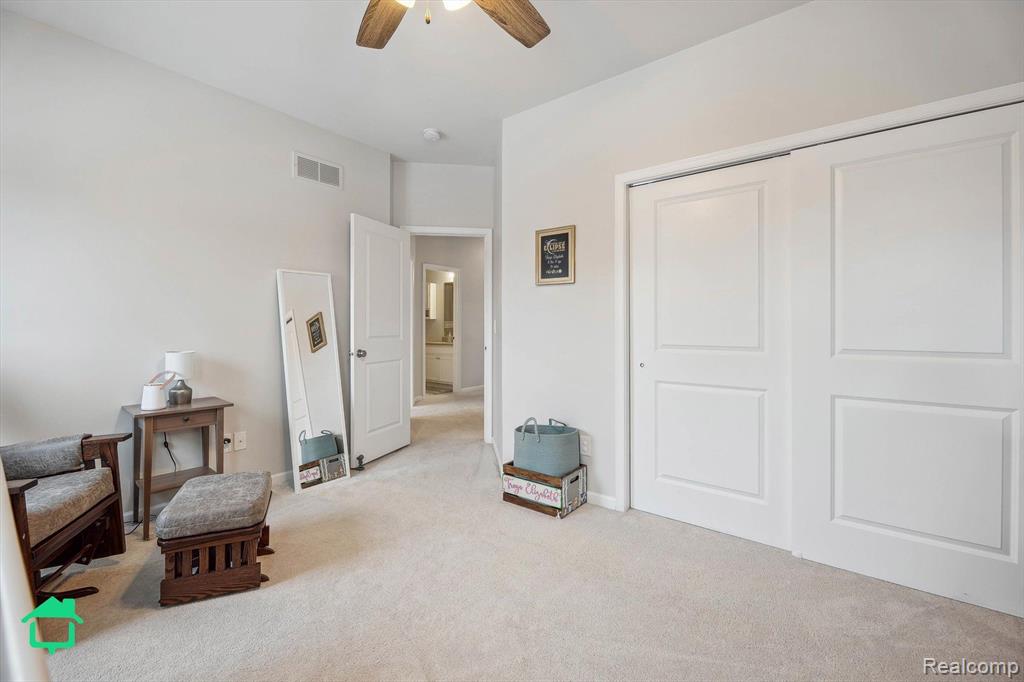 51256 SCARBOROUGH Road, Canton, MI 48188 — Photo 36