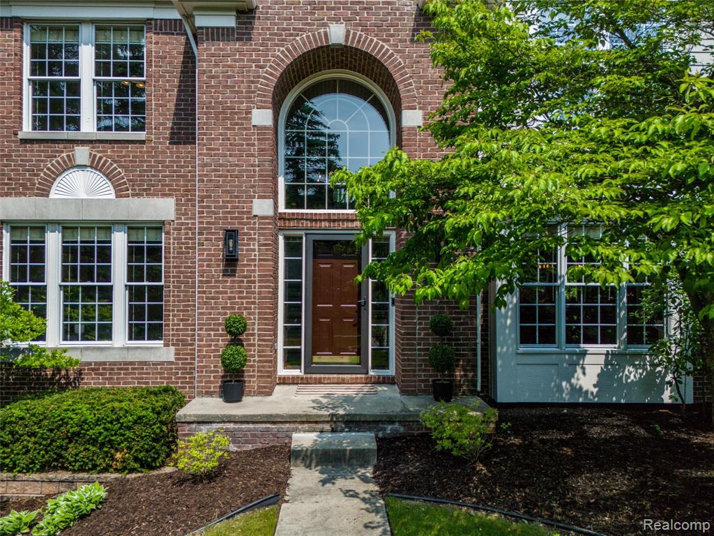 17590 White Pine Court, Northville, MI 48168 — Photo 4