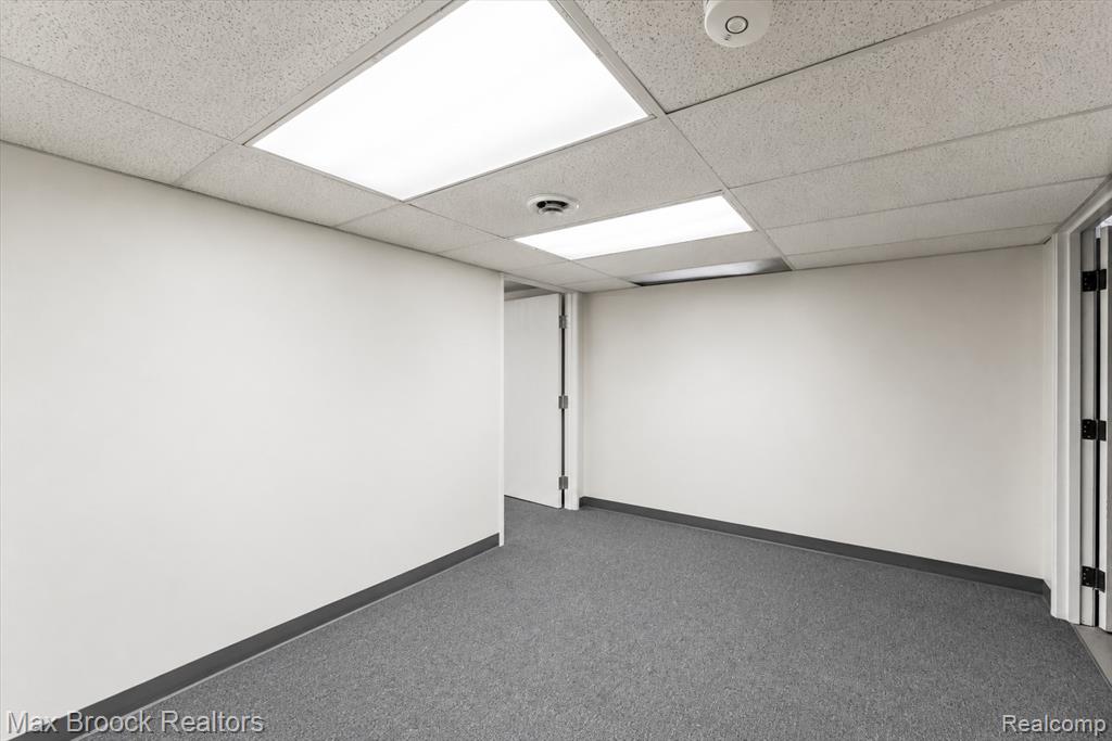 4159 Foxpointe Drive, West Bloomfield, MI 48323 — Photo 28