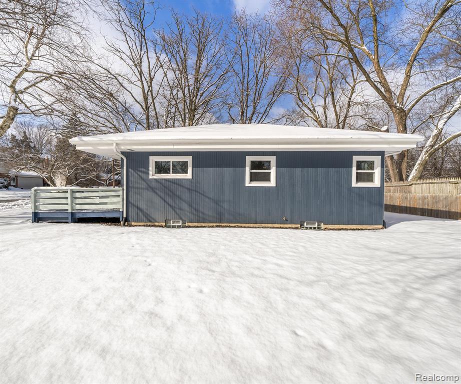 3175 LORRAINE Street, Ann Arbor, MI 48108 — Photo 2