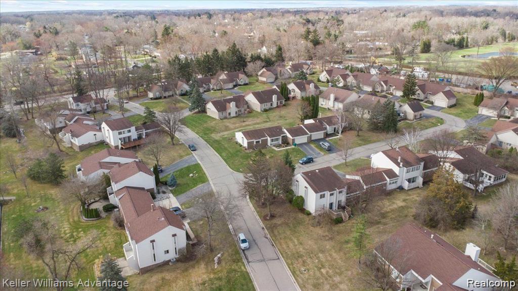 5321 Fairway Lane, West Bloomfield, MI 48323 — Photo 29