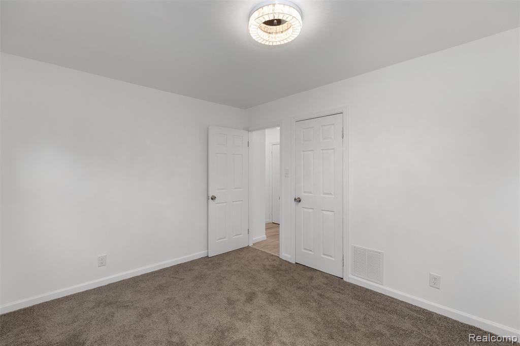 9710 Somerset Avenue, Detroit, MI 48224 — Photo 20