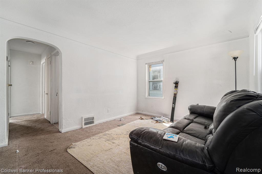 19426 Omira Street, Detroit, MI 48203 — Photo 7