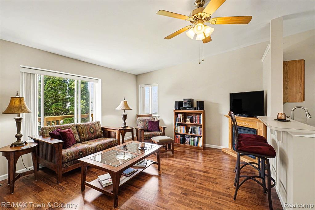 9358 Parkview Circle, Grand Blanc, MI 48439 — Photo 7
