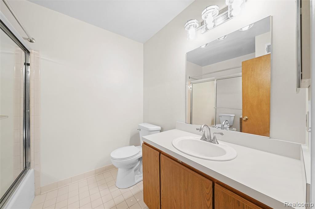41257 S Woodbury Green Drive, Belleville, MI 48111 — Photo 29