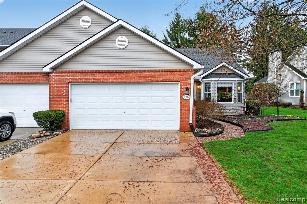 1390 Steeplechase Court, Howell, MI 48843 — Photo 2