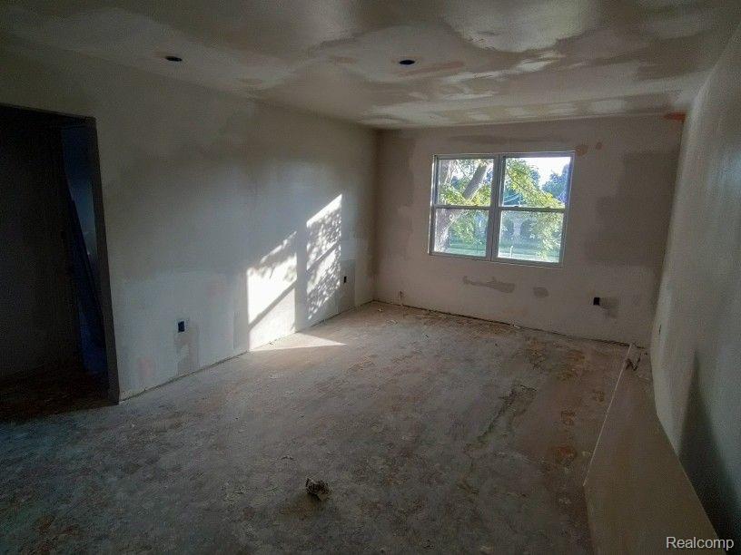 9510 WHITTIER Street, Detroit, MI 48224 — Photo 22