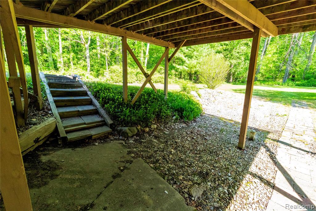 9051 Vienna Road, Otisville, MI 48463 — Photo 42