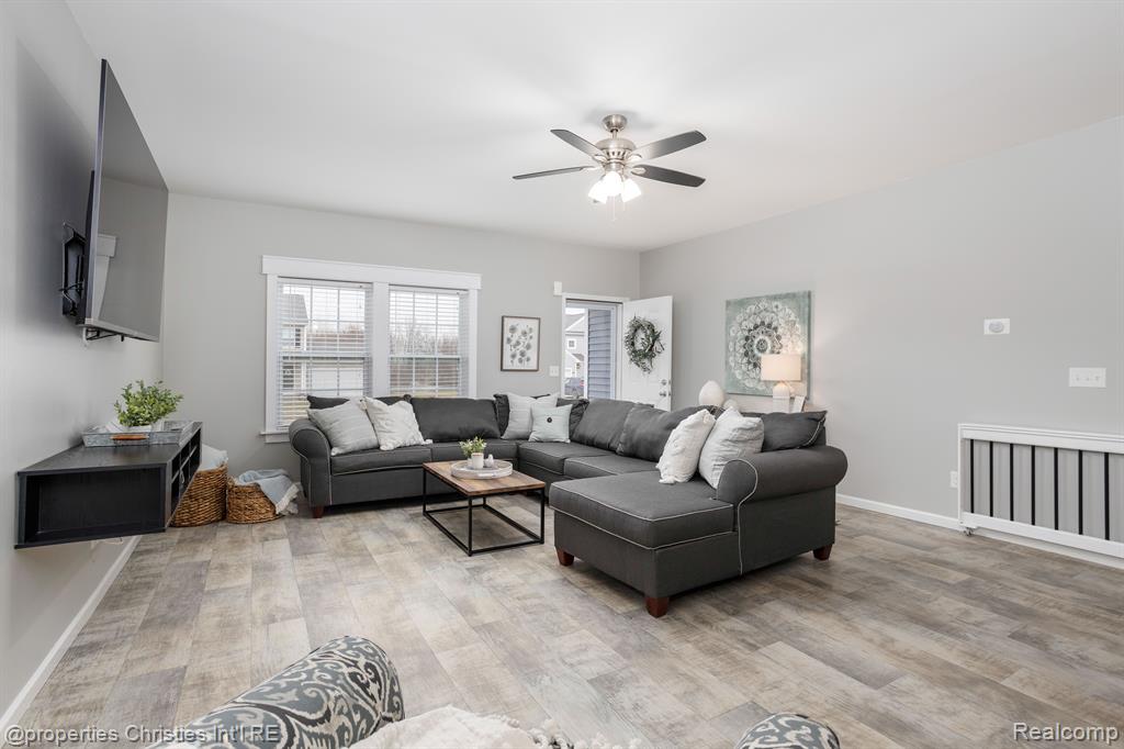 844 SADDLEBROOK Drive, Linden, MI 48451 — Photo 6