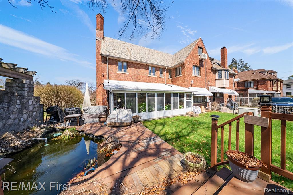 725 W BOSTON Boulevard, Detroit, MI 48202 — Photo 52