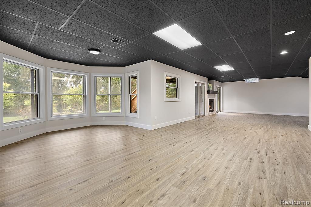 190 Sequoia Lane, Leonard, MI 48367 — Photo 43