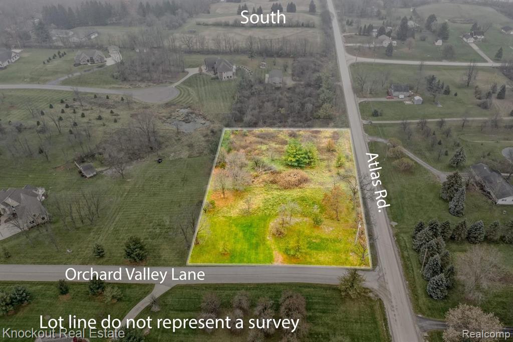 9338 ORCHARD VALLEY LANE, Davison, MI 48423 — front exterior
