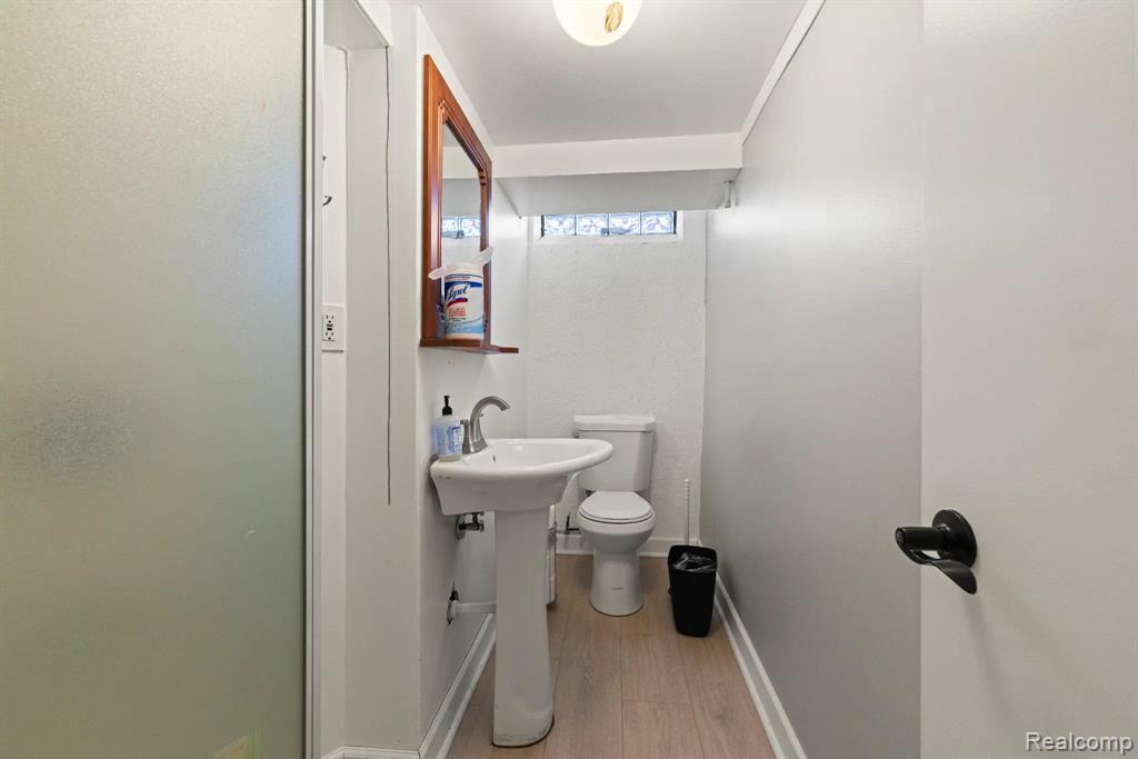 6151 Coolidge Street, Dearborn Heights, MI 48127 — Photo 52